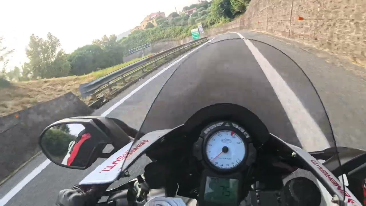 Ducati 749 Non solo curve💥