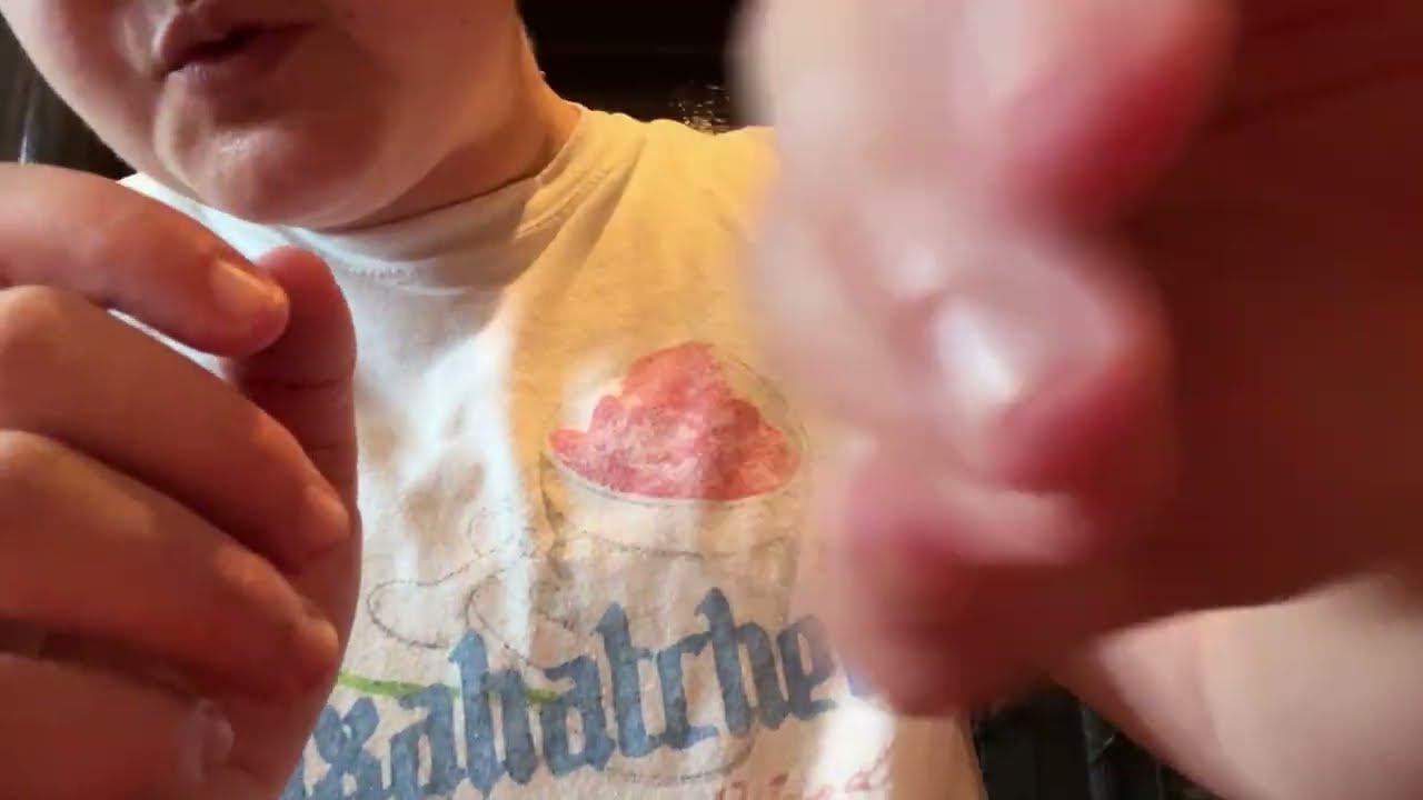 5 mins of unplanned lofi ASMR | mouth sounds, tapping, scratching , hand movements, etc.