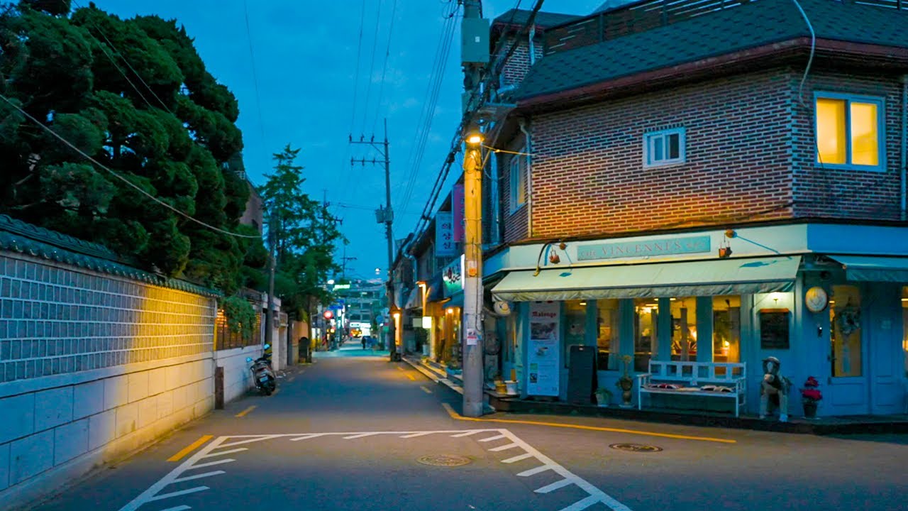 [4K HDR] Evening Walk in Yeonhui-dong Neighborhood, Seoul Tour Korea