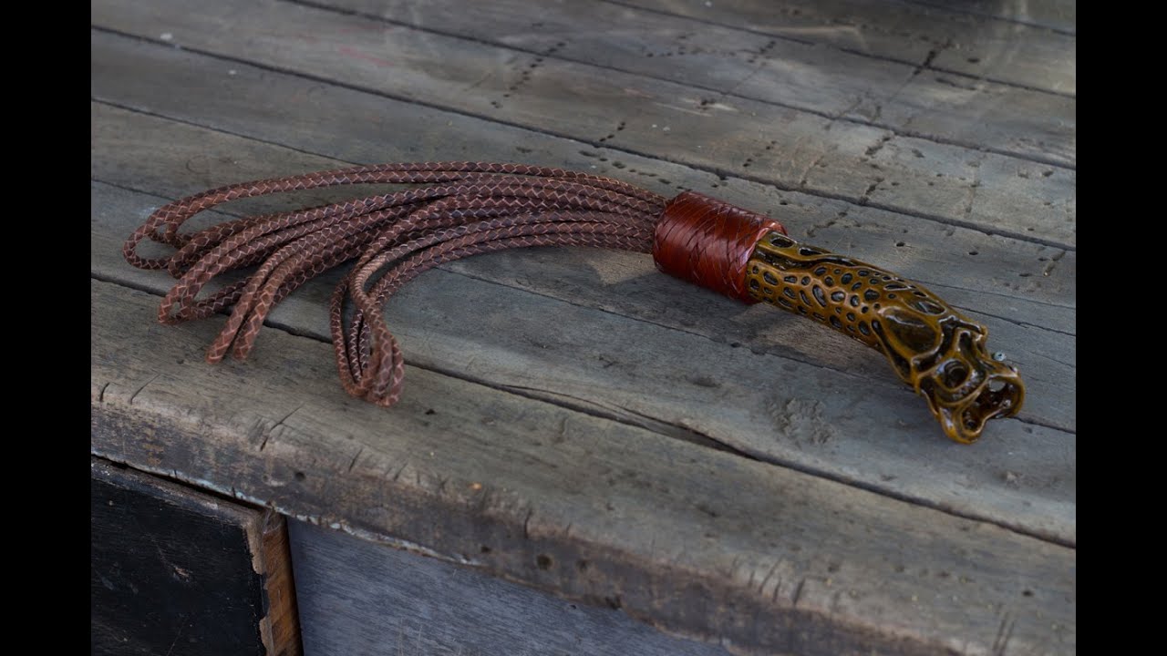 Leather loop flogger with carved Boxwood handle