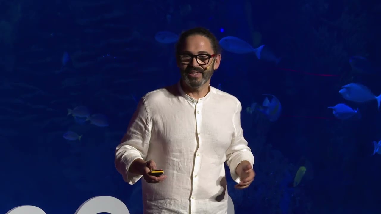 ¿Es la tecnología una nueva droga?  | José César Perales | TEDxValencia