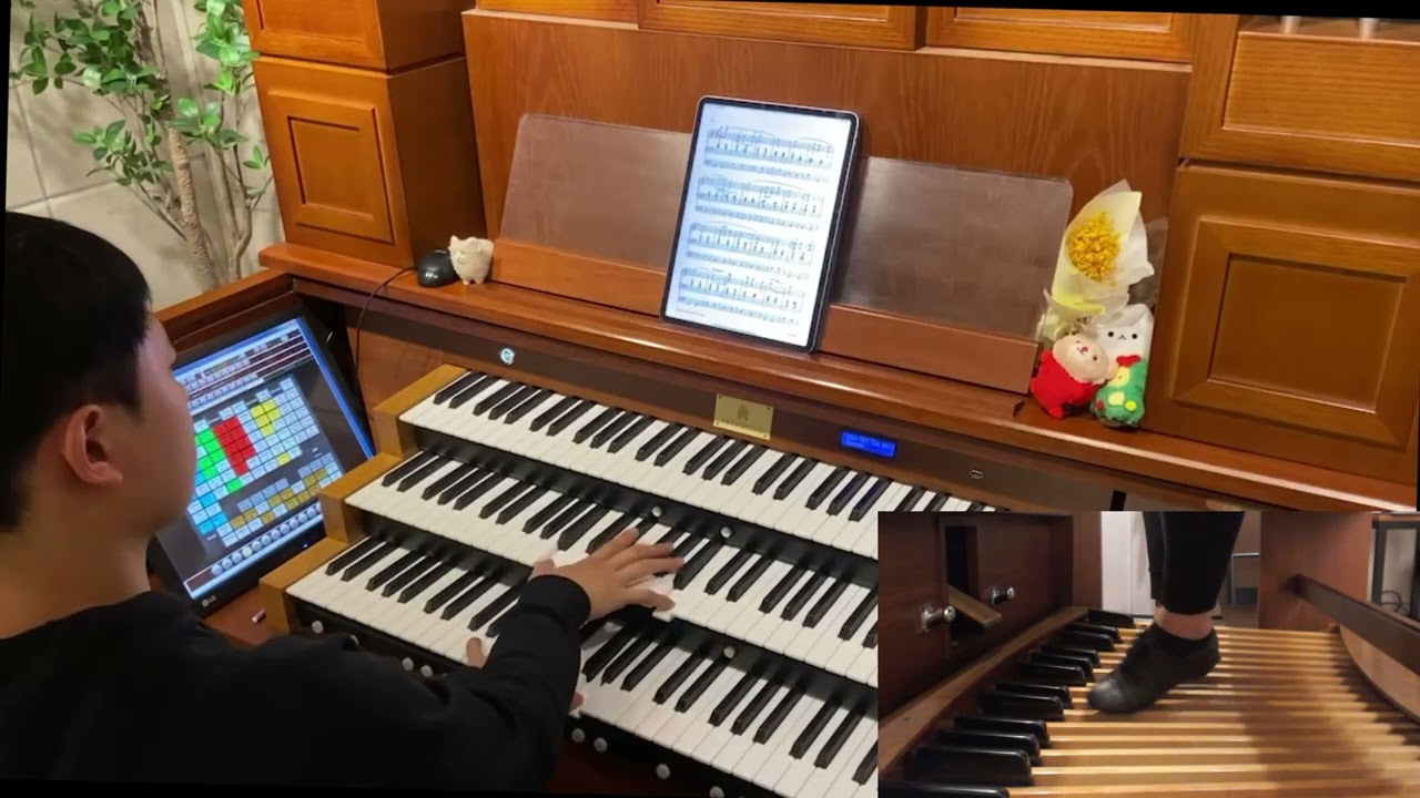 위풍 당당한 새해 되세요 ! E. Elgar Pomp and Circumstance March No. 1 (위풍 당당 행진곡)  (Arr. E. H. Lemare)