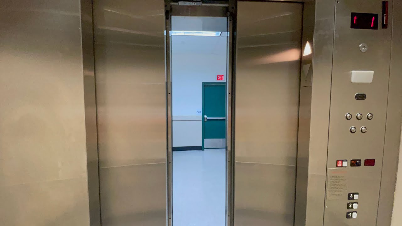 Schindler MT Hydraulic Elevator @ Dick’s Sporting Goods Flatiron Crossing Mall Broomfield Colorado
