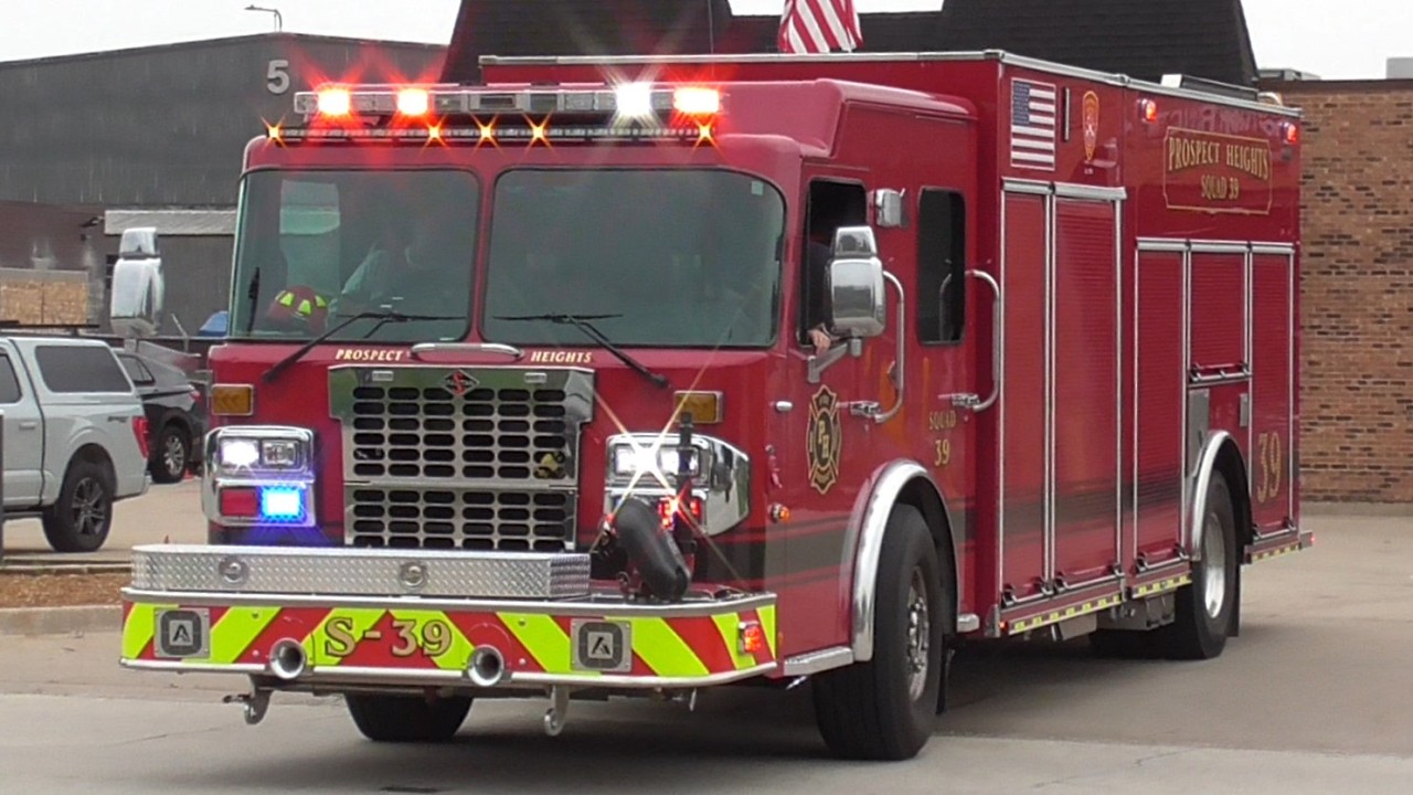 Prospect Heights Fire Dept. Squad 39 Responding