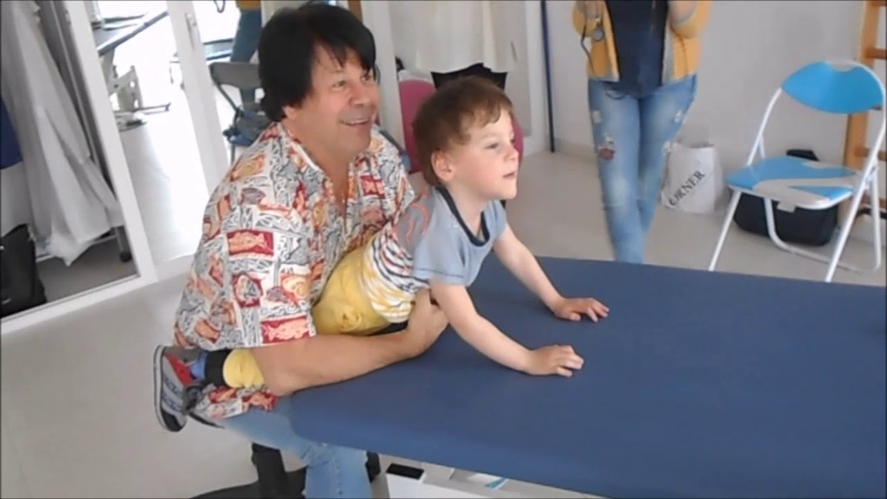 Fisioterapia per i bambini. Dr.Pablo Beelen. Tutori Nancy Hilton.