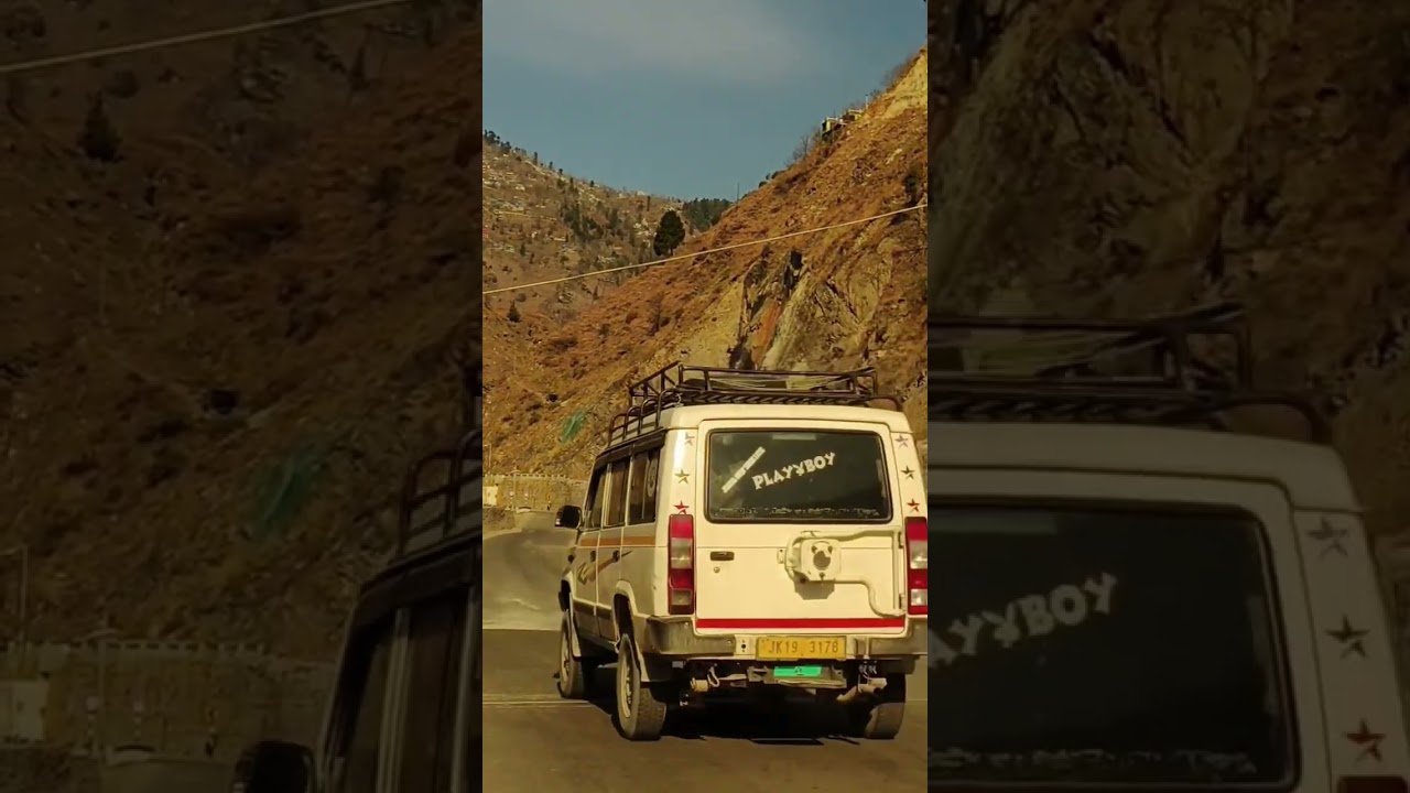 Current situation at Ramsoo sector passenger vehicles both sides and Hmv's udhampur towards srinagar