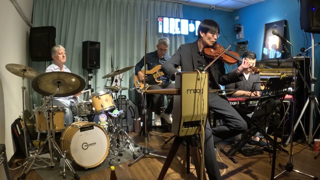The Peacocks (Jimmy Rowles) on violin