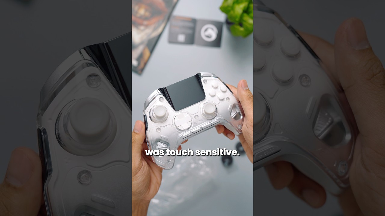 Controller with a 2&rdquo; display | Manba One