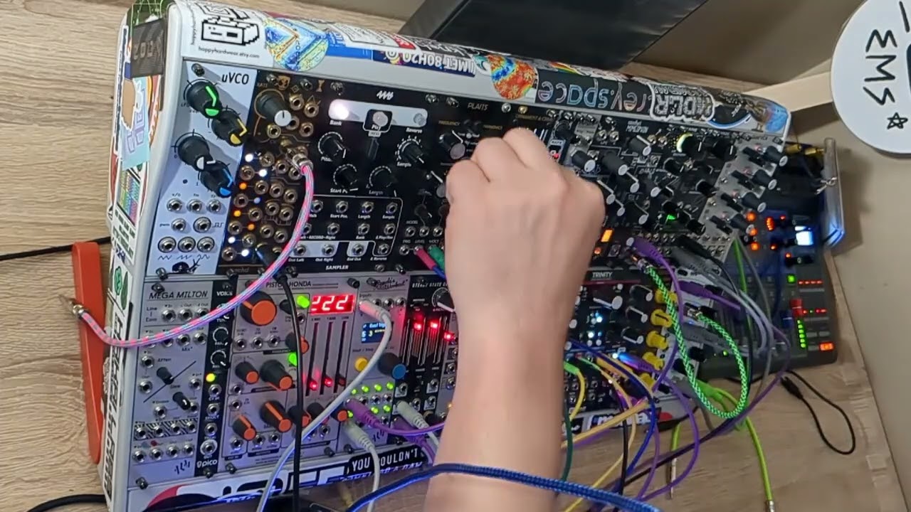 2025 05 12 - thumpy minimal techno jam