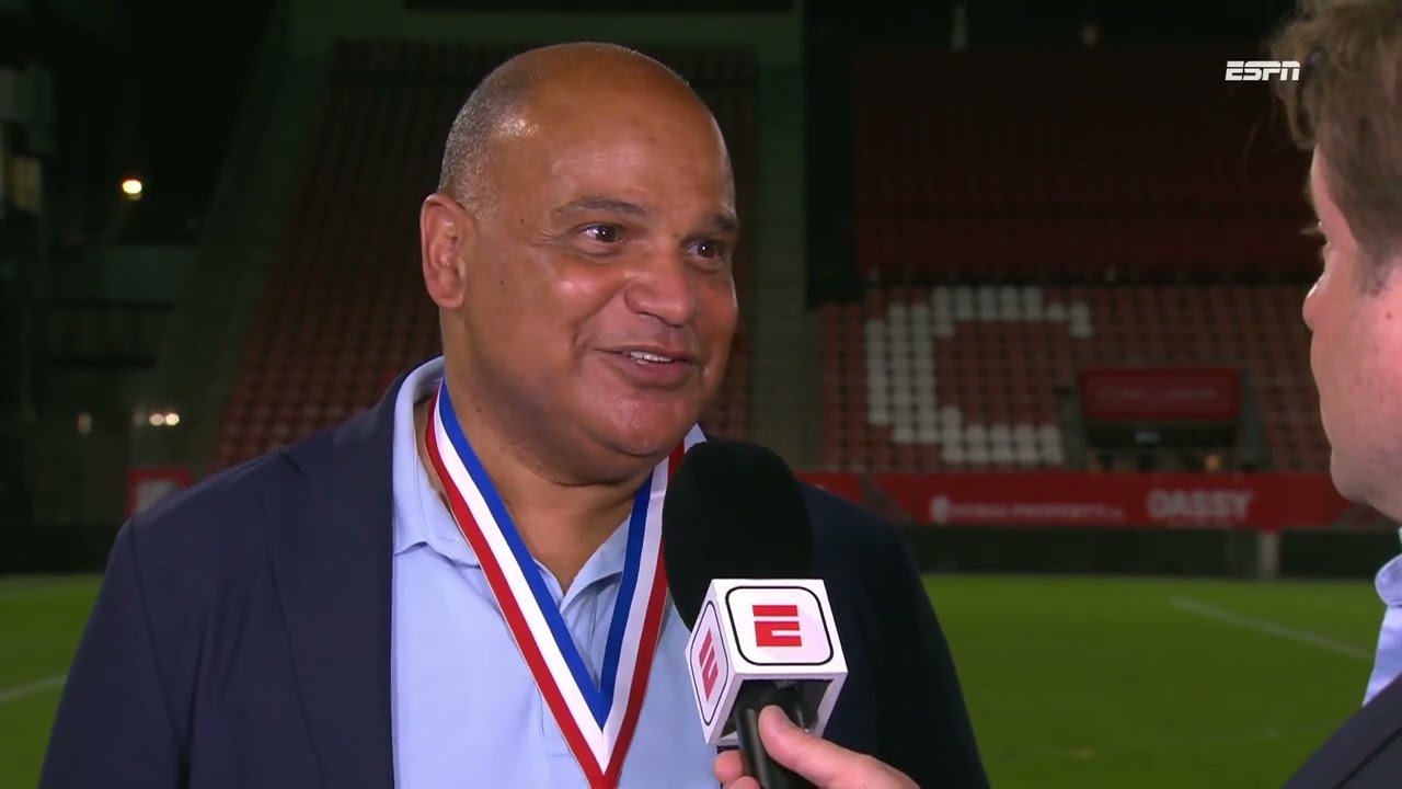 Busby heeft klein budget volgend seizoen: 