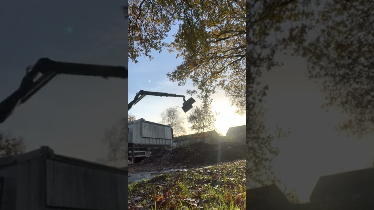 Vracht blad laden met de knijperauto