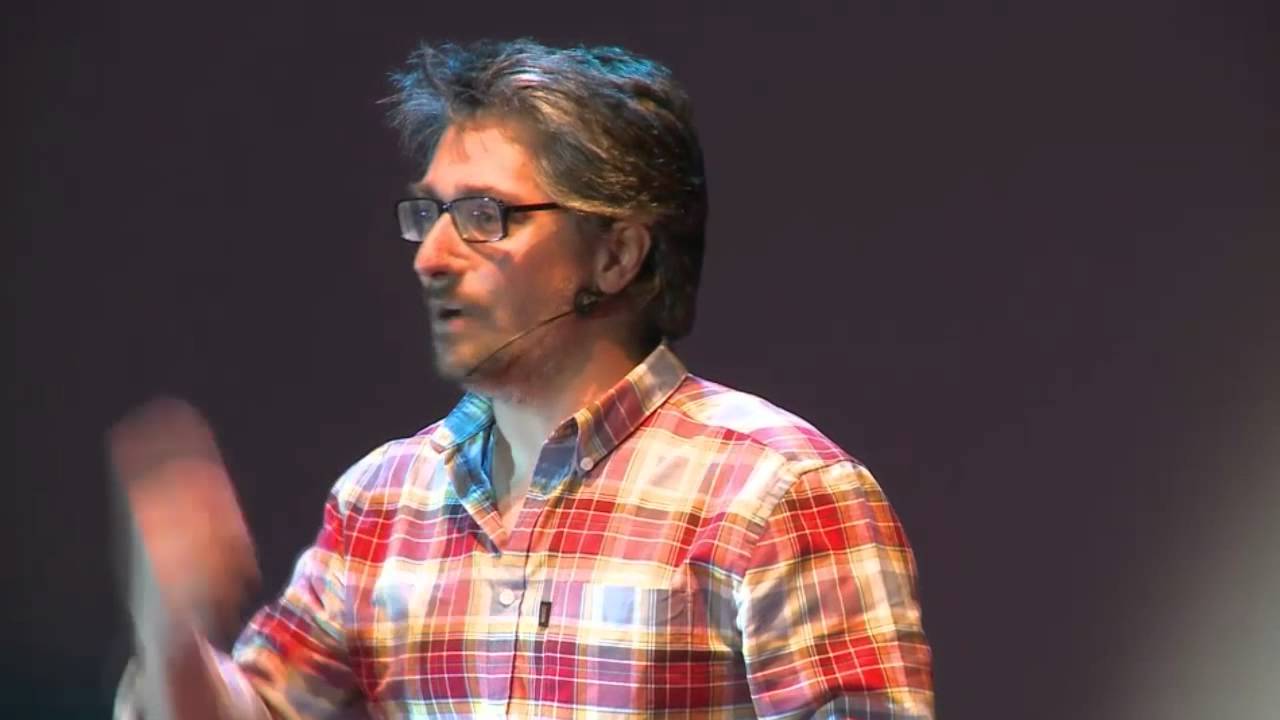 Rir em face da desgraça: Nuno Markl at TEDxAveiro