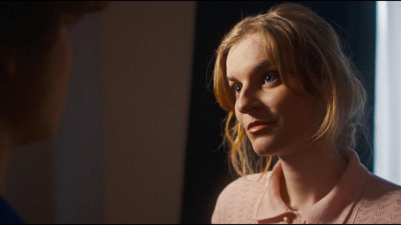 Een beetje meer kleur... (Kortfilm 2E Narafi)