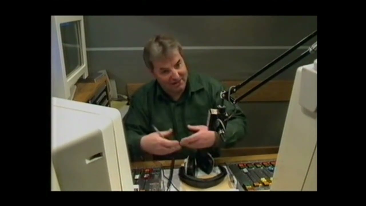An Easy Sunday Morning On Pirate FM With Duncan Warren
