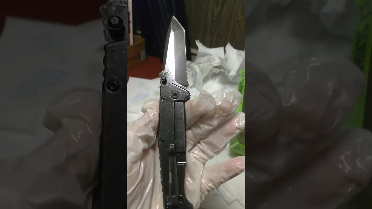 Schrade Melee Assisted Folder: AVOID!
