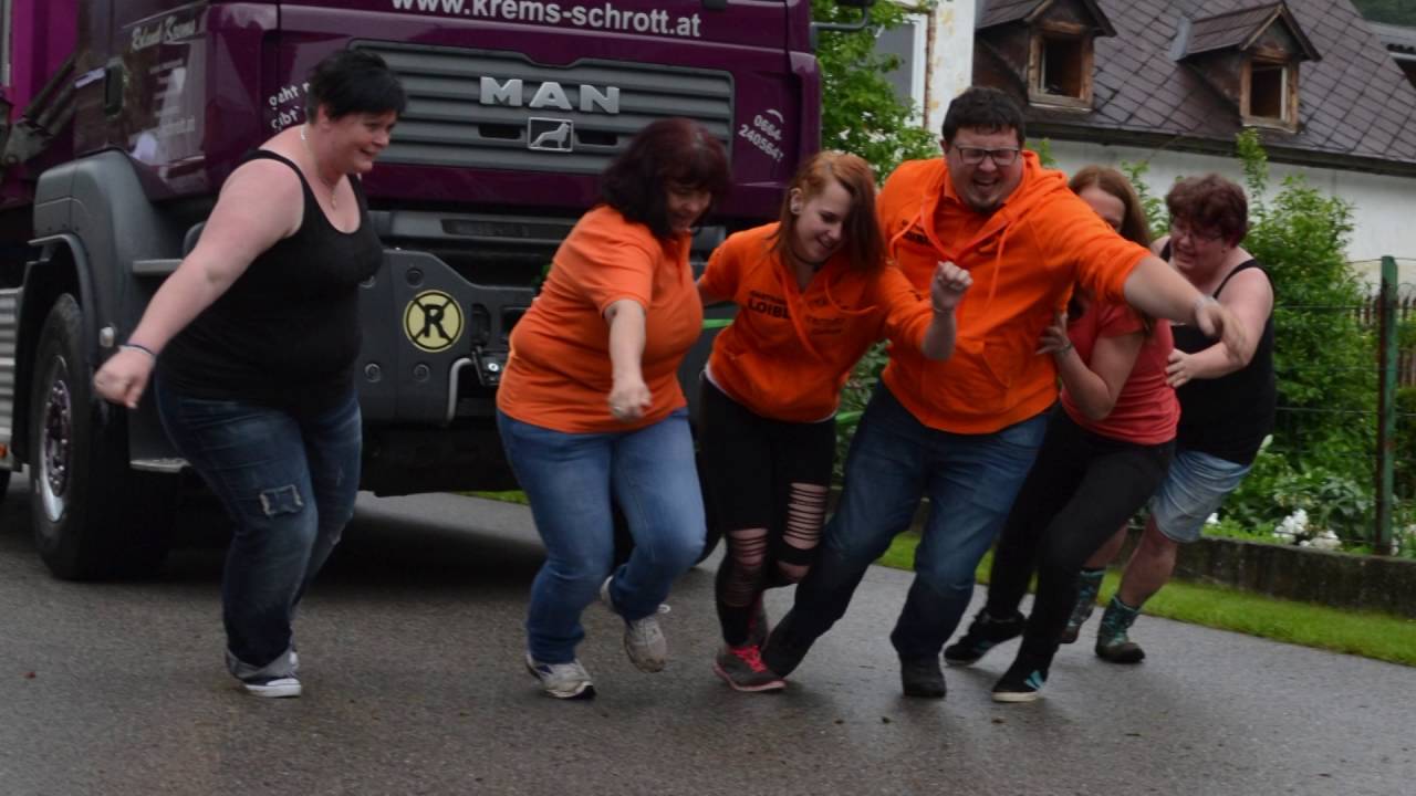 LKW Ziehen FF Gloggnitz Weissenbach 2016