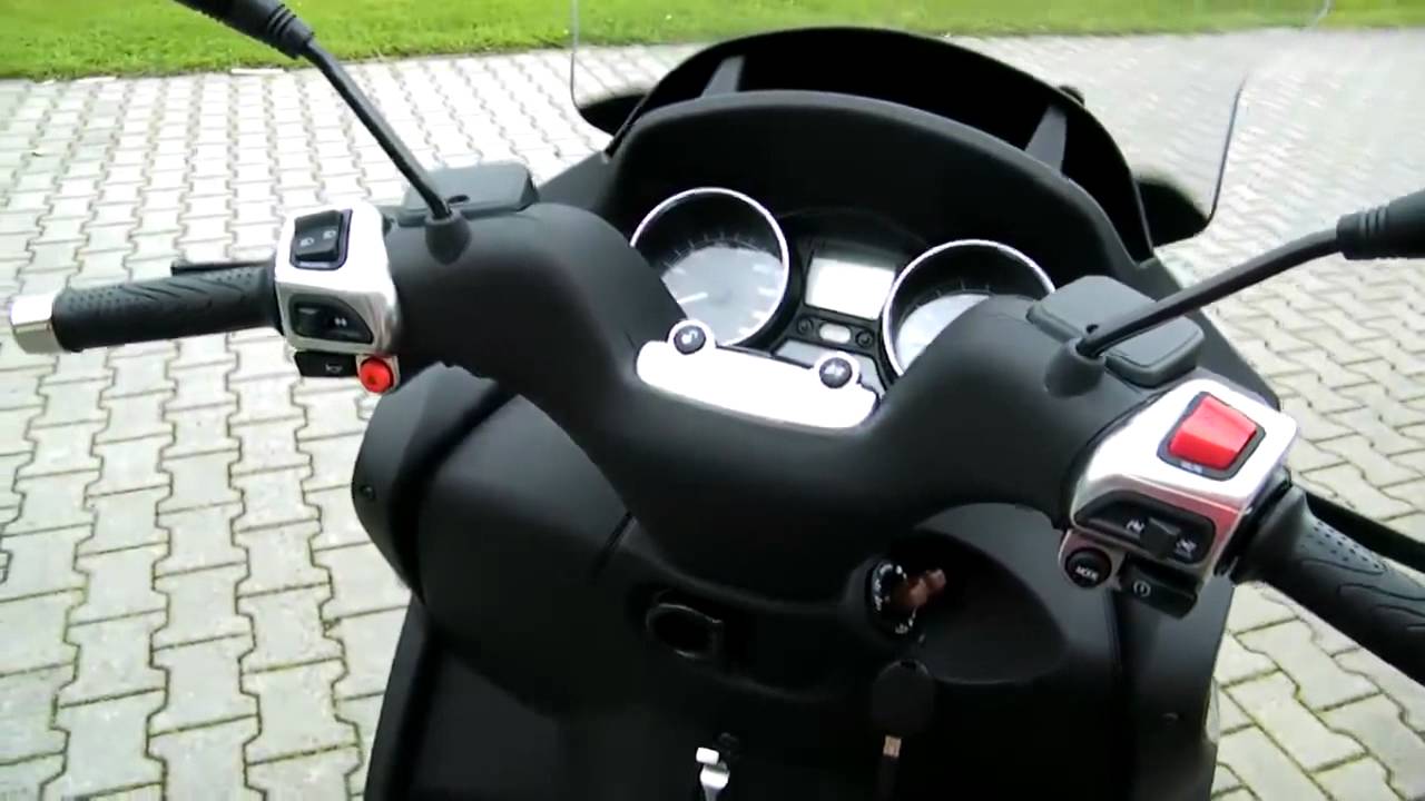 Piaggio MP3 500 LT Business-11 Roller/Scooter 2011