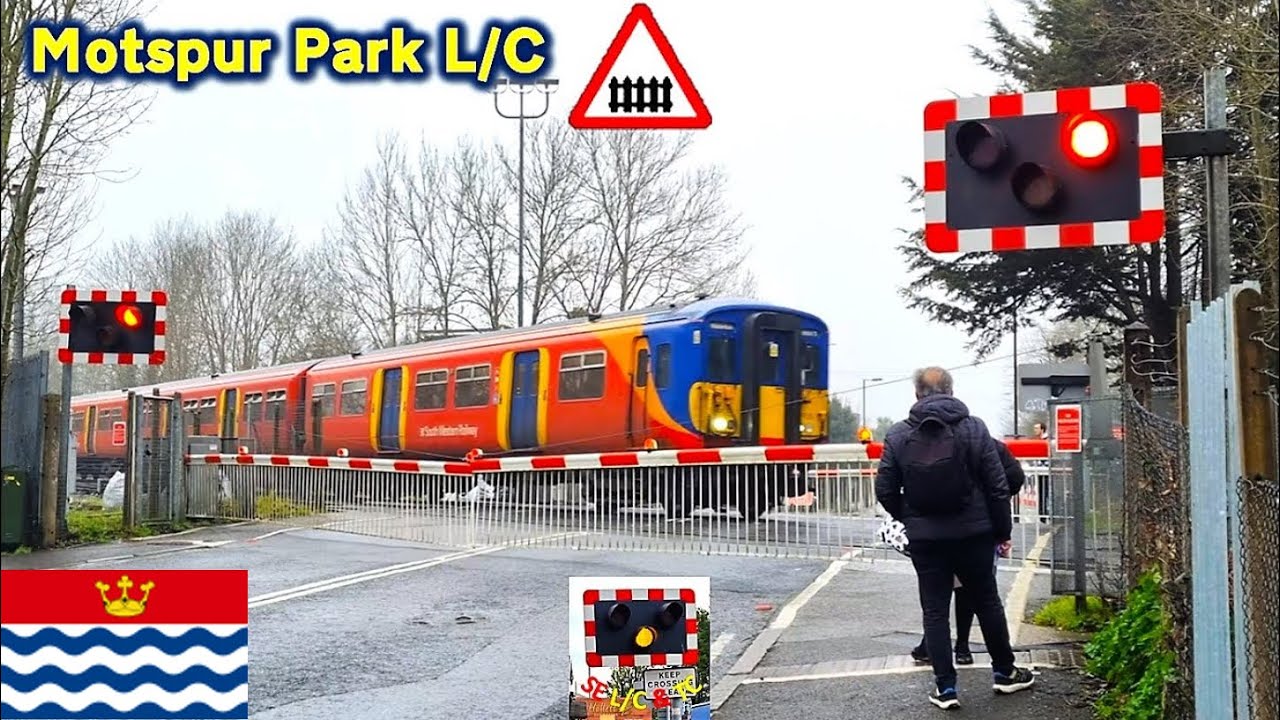 'Night mode' alarms at Motspur Park Level Crossing, Greater London