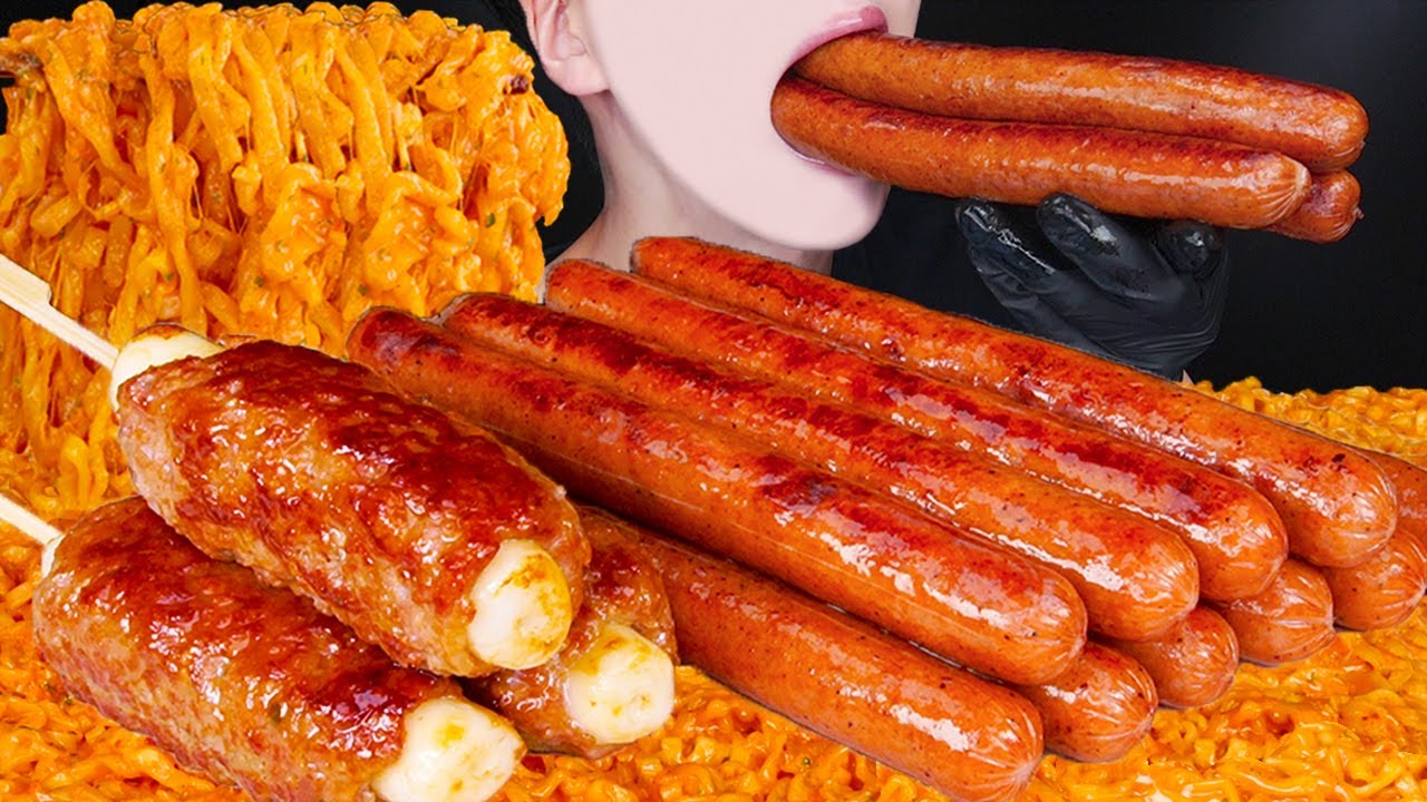 ASMR SAUSAGE CHEESE CHEESY CARBO FIRE NOODLES NUCLEAR FIRE SAUCE COOKING MUKBANG 먹방咀嚼音 EATING SOUNDS