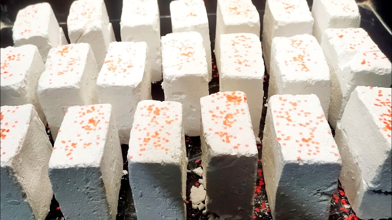 Super Soft & Crunchy Gym Chalk Blocks with Glitter،satisfying #asmr #oddlysatisfying #relax