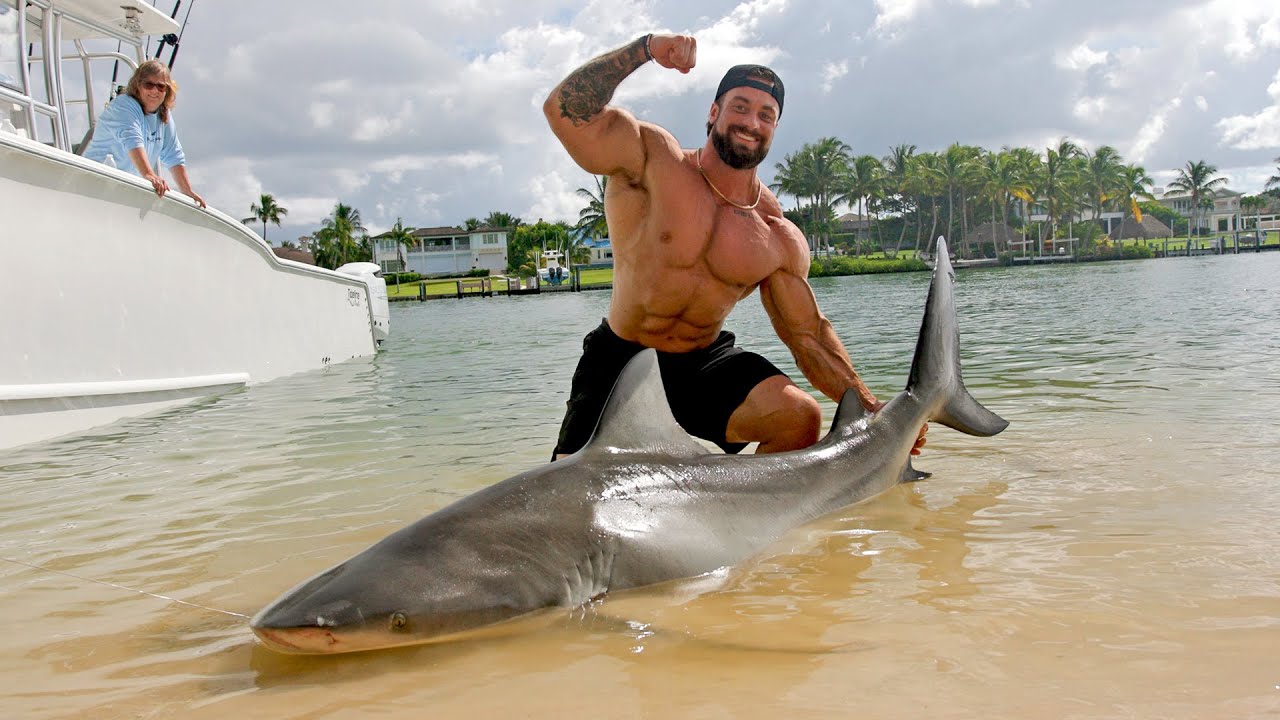 6x Mr. Olympia Goes Fishing!! ft. CBUM