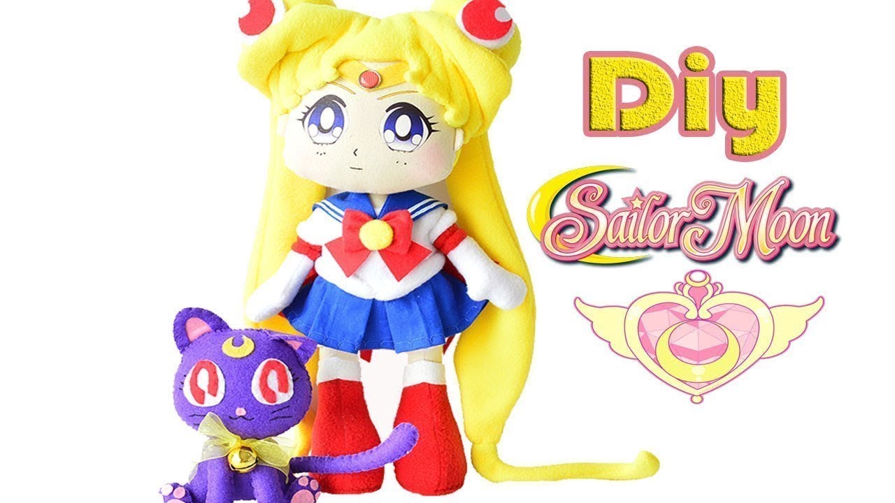 HAZ UNA MUÑECA SAILOR MOON.