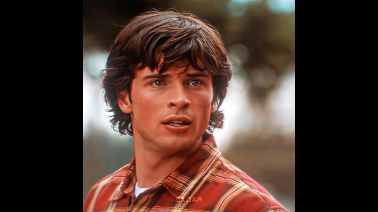 Tom welling ⚡️clark kent - hands up |
