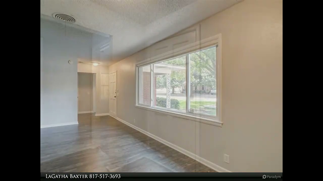 Homes for Sale - 125 SE Newton Drive, Burleson, TX