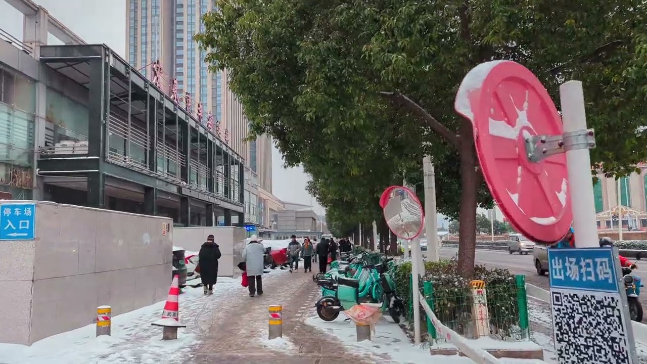 武昌火车站-中山路，今天下雪了