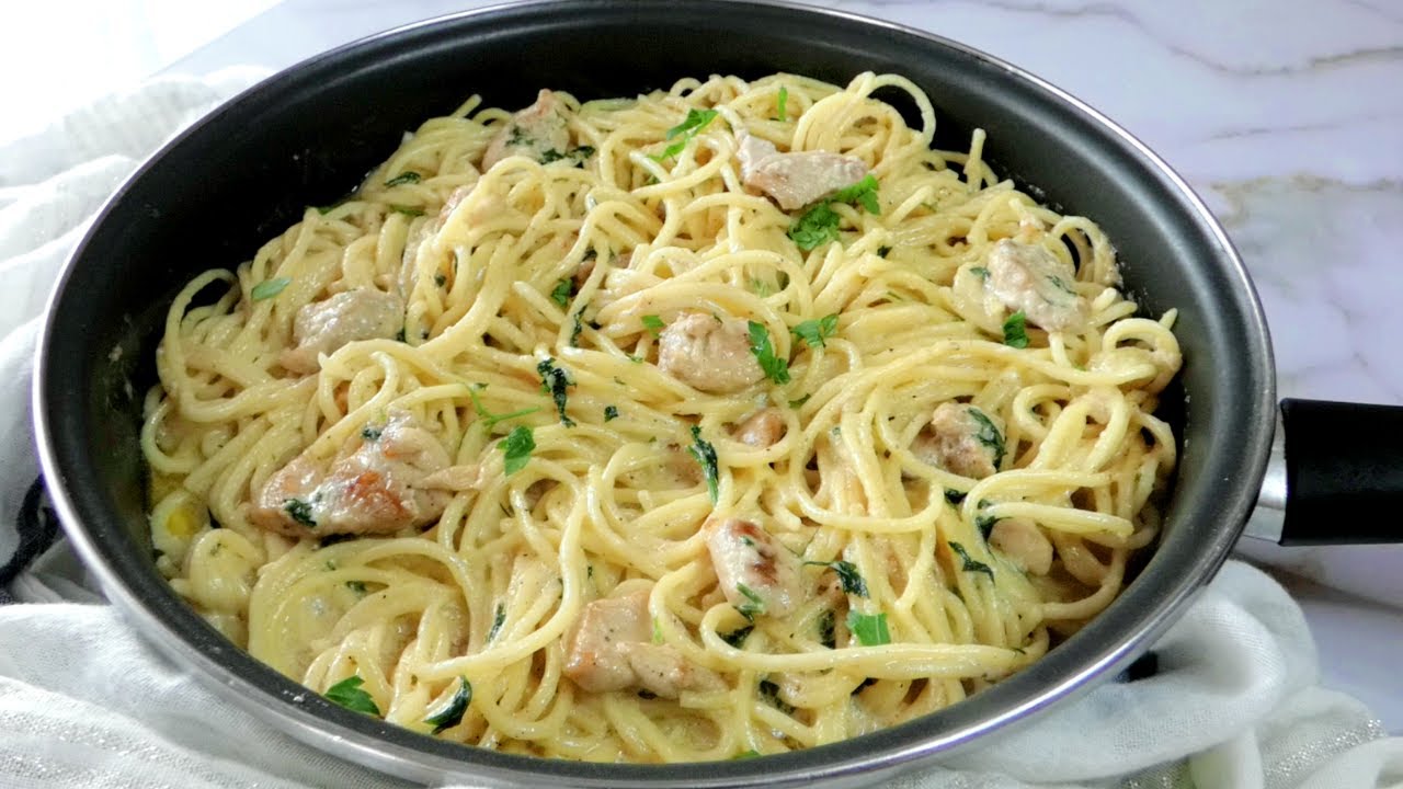 PÂTES À LA CRÈME ET AU POULET - RECETTE FACILE - JOLLY KISSIN