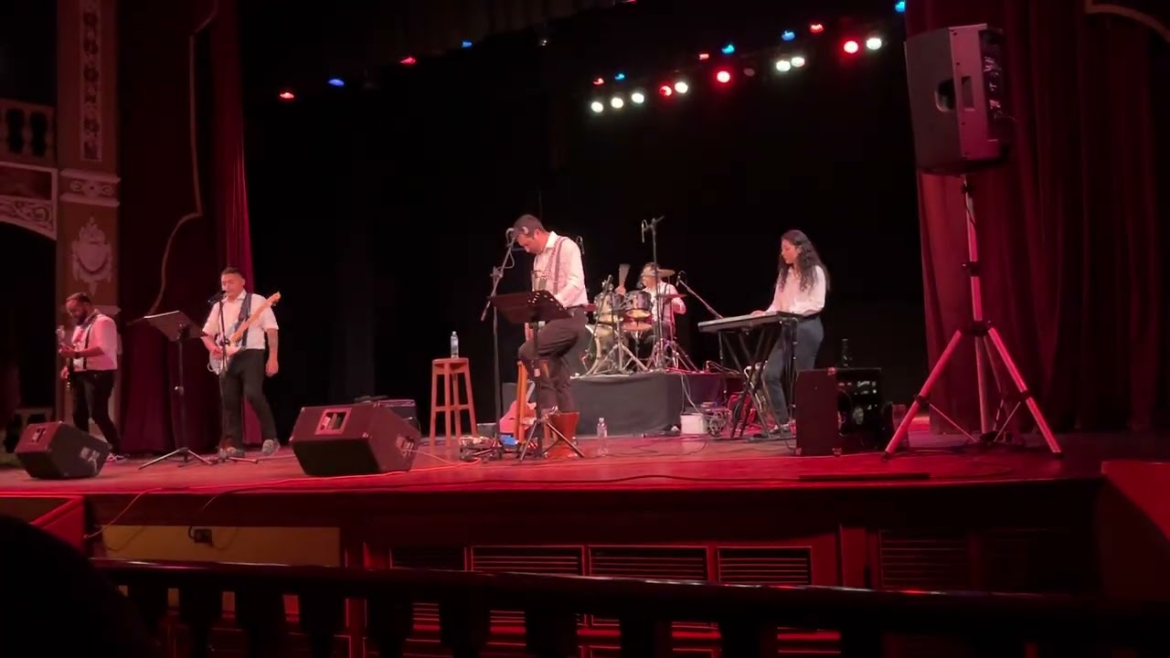 Cita en el quirófano - PXNDX (Especial Emo Punk en inglés y español.)