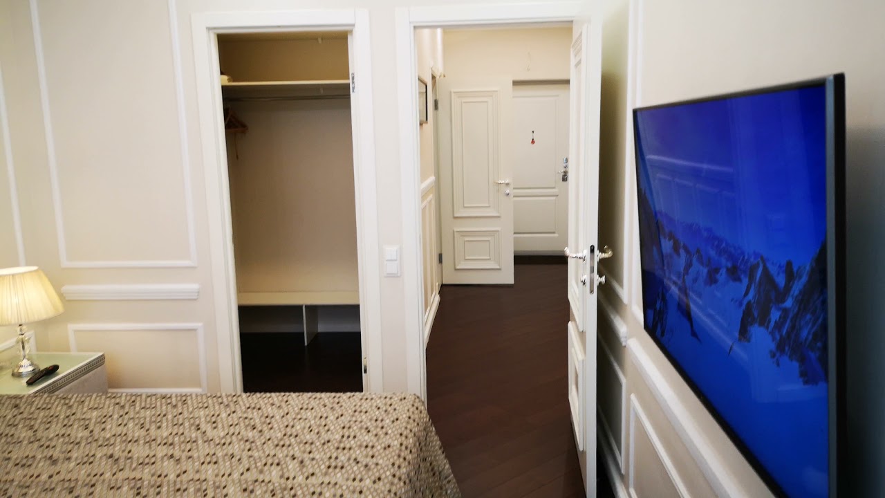 Двухкомная квартира с дизайнерским ремонтом в стиле современная классика в ЖК Фили Град