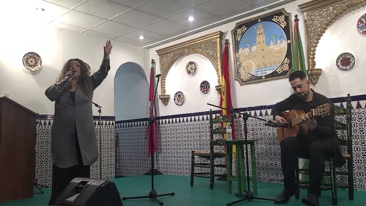 Míriam Montes sevillanas en la casa Sevilla 