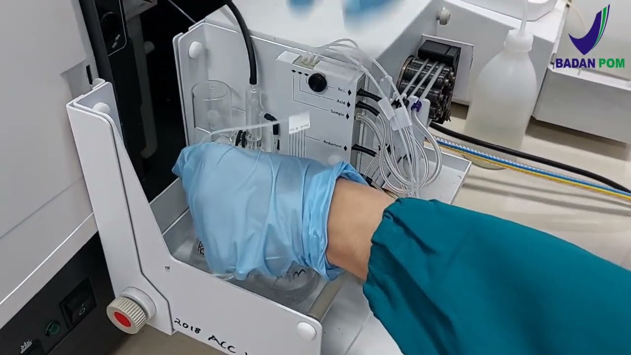 Vitor Analisa Merkuri menggunakan AAS