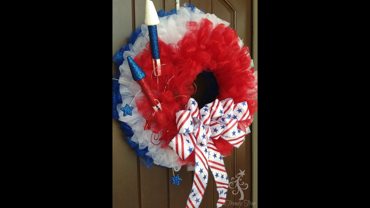 Patriotic Tulle Wreath Tutorial by Trendy Tree