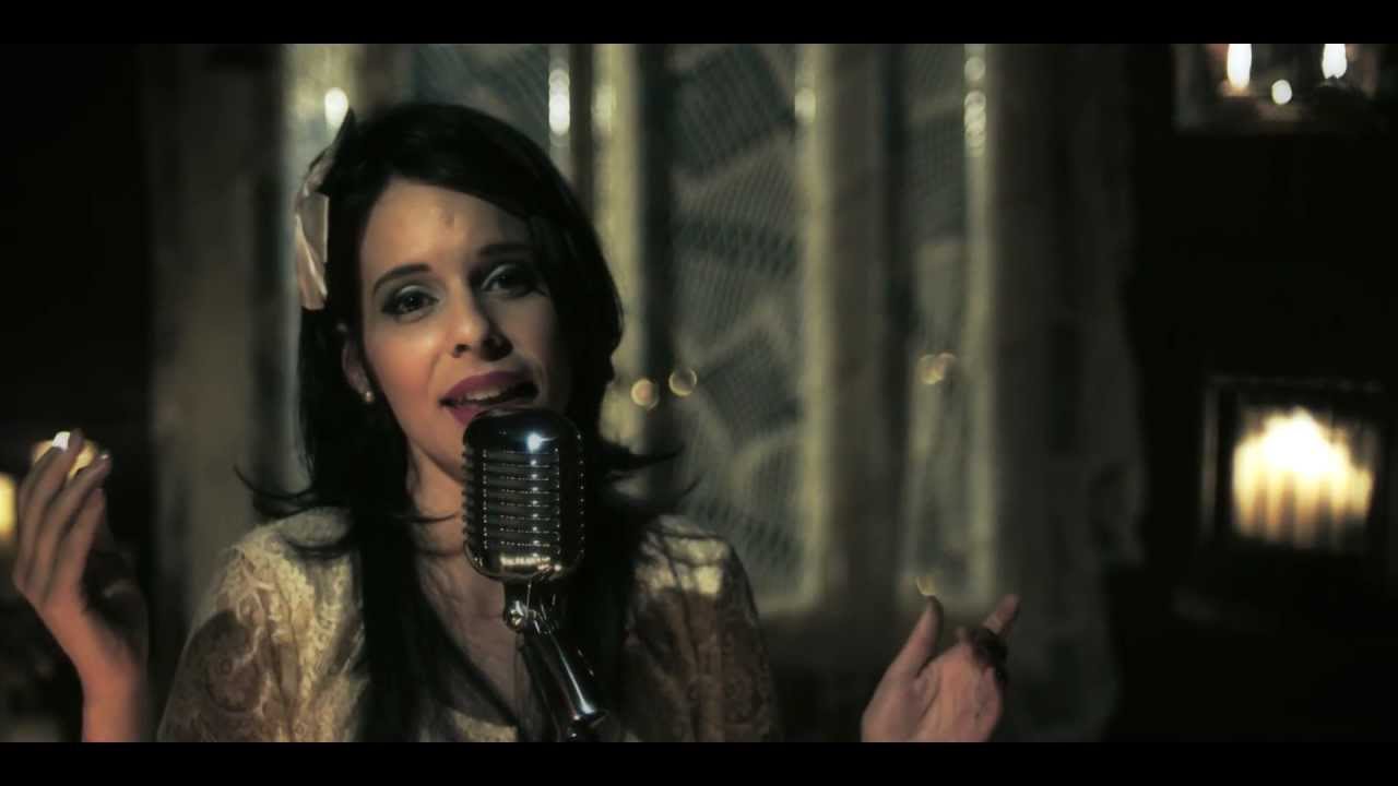 Marcela Taís - Clipe: Escolhi te esperar (Oficial)