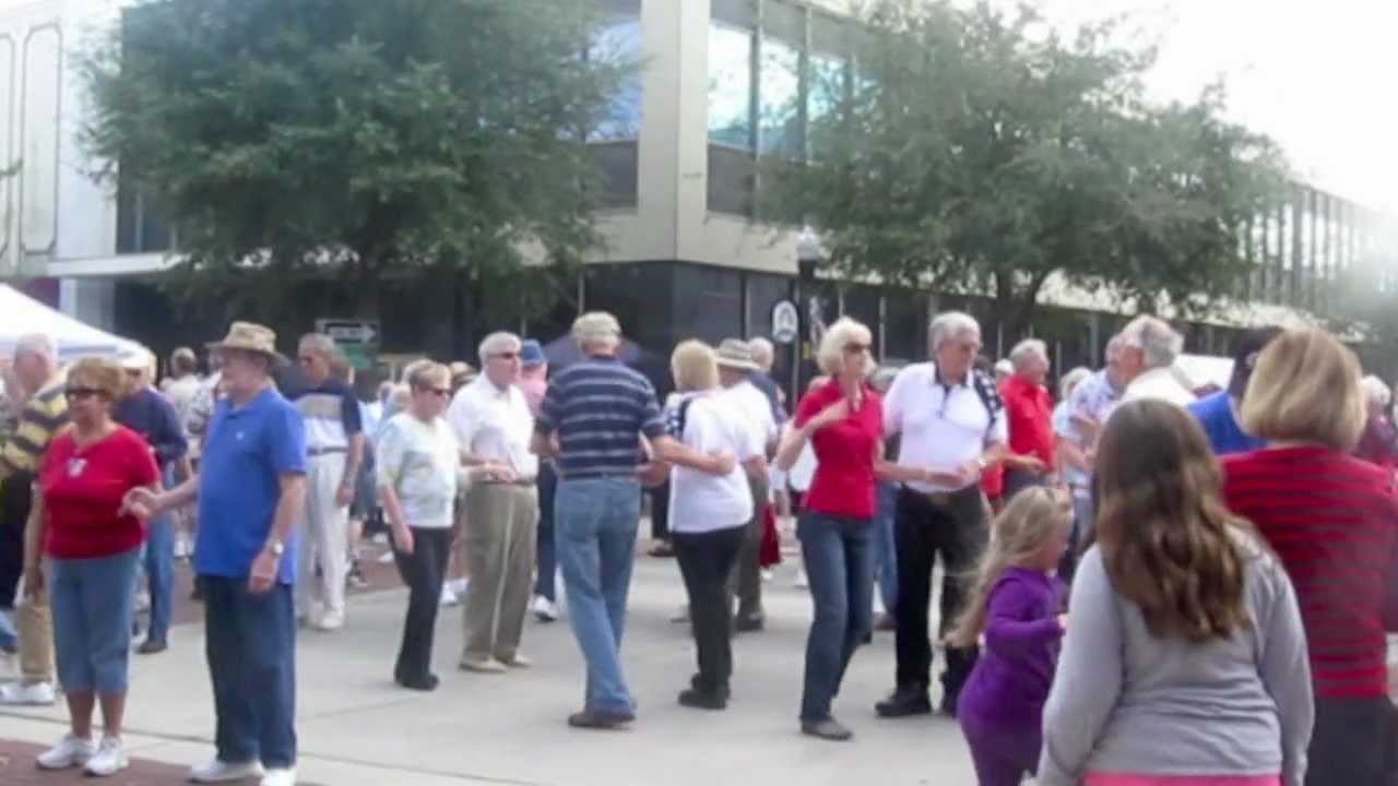 Square Dance Flash Mob