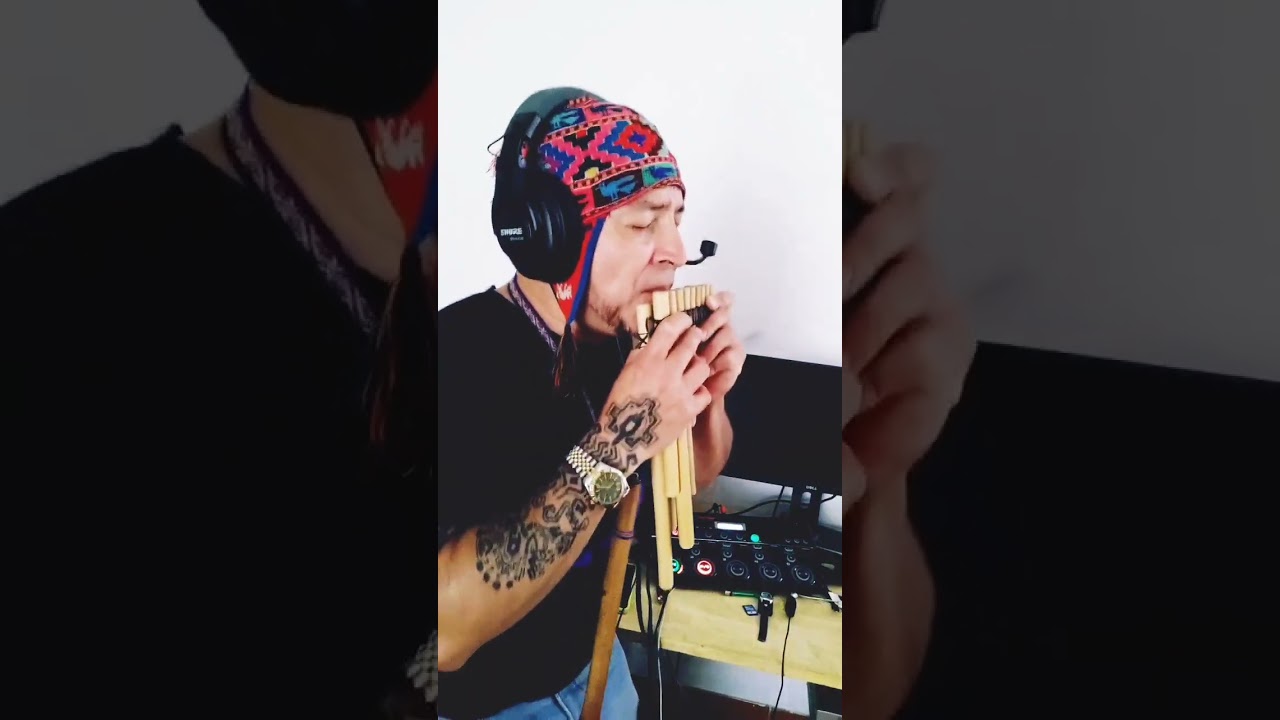 Ren&eacute; De La Rosa QUENA Zampo&ntilde;a y Charango IMPROVISANDO 