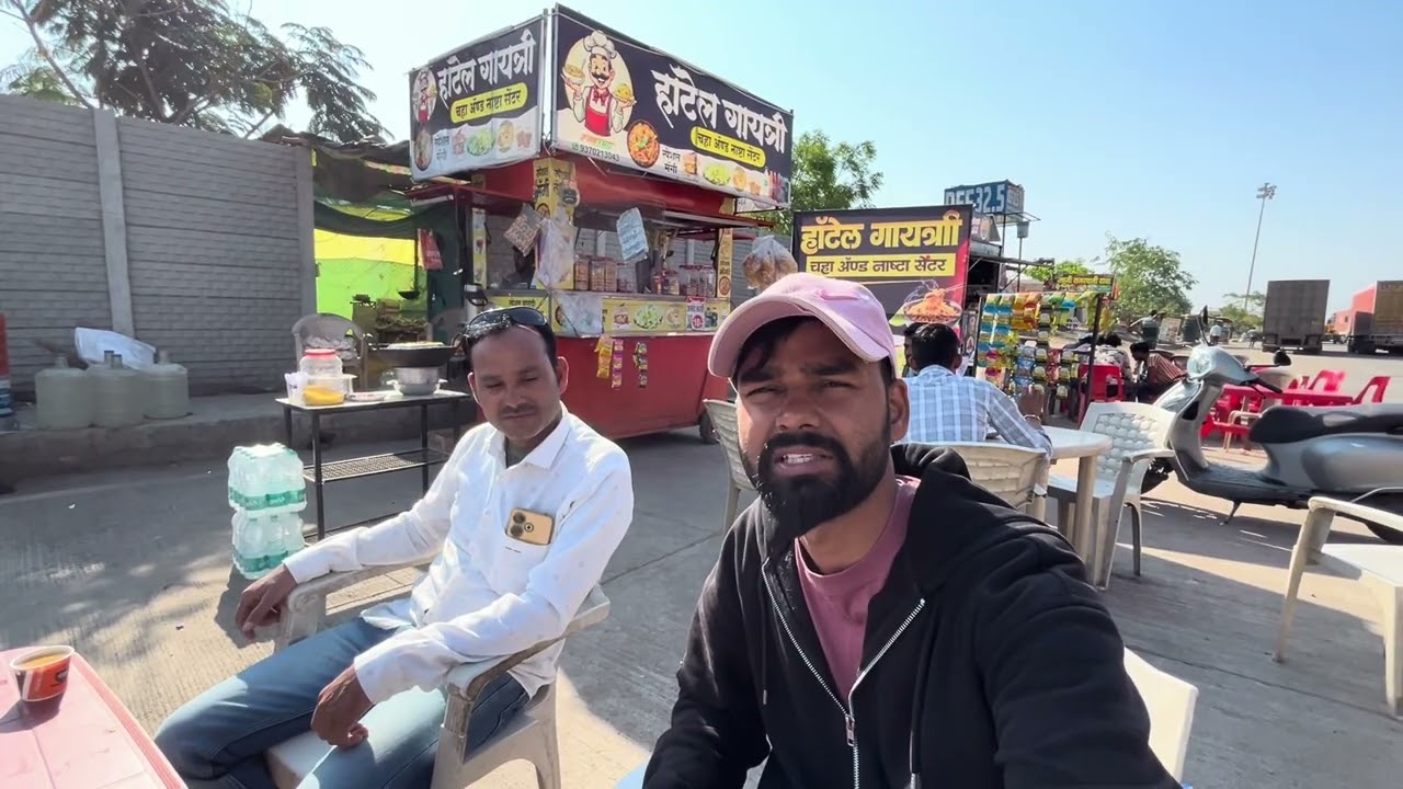 6 Jyotirlinga Complete! Grishneshwar से Trimbakeshwar Hitchhiking Journey 🙏