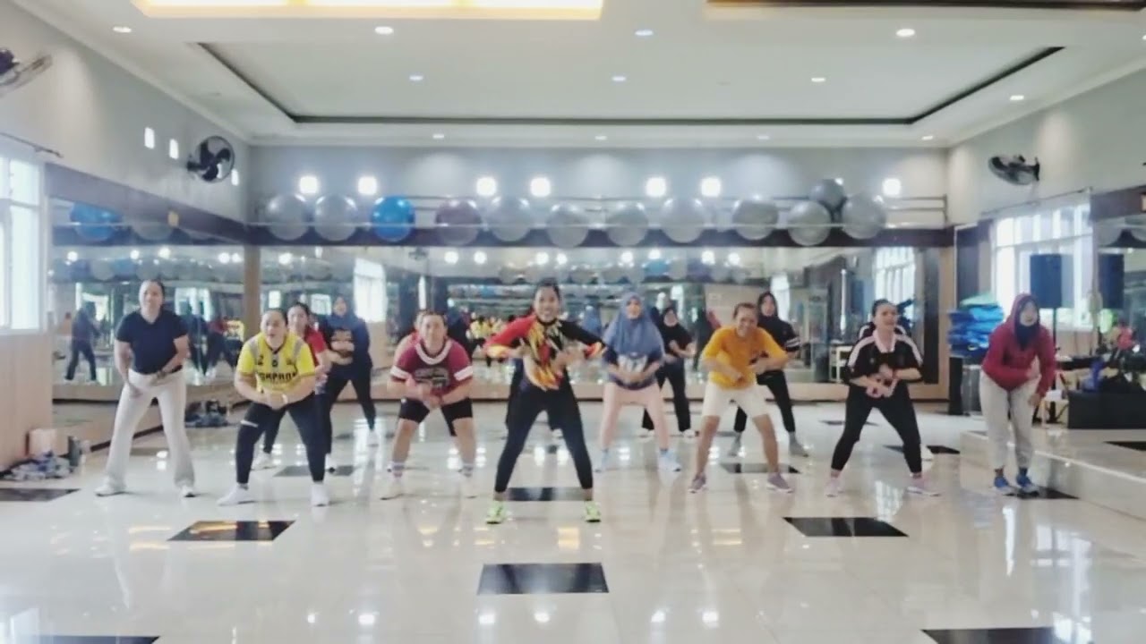 EeeAaa||senam kreasi viral || with asyla 