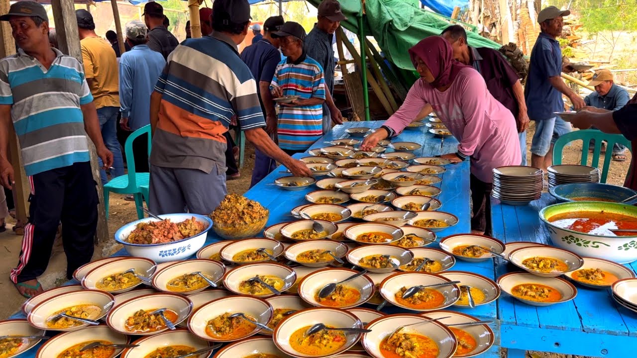 Rewang dirumah sodara di pedalaman desa, yg masih menjunjung tinggi budaya dan adat Jawa
