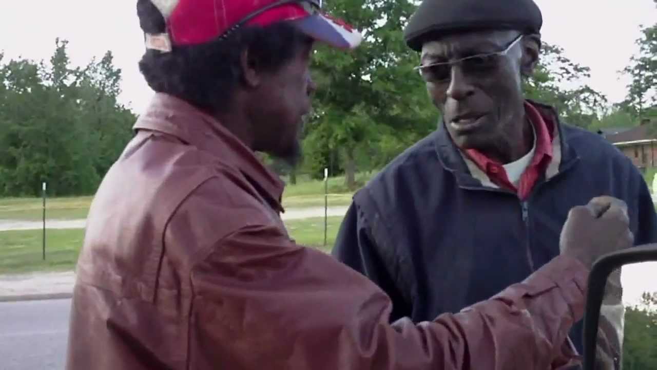 Alcoholic Hood Drunks Argument Caught On Tape Funny WTF!!