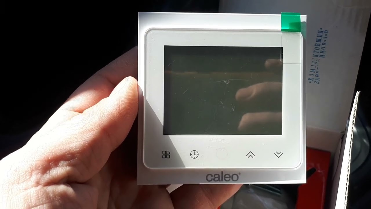 Терморегулятор для теплого пола Caleo C936 с wi-fi, сенсорный. небольшой обзор.