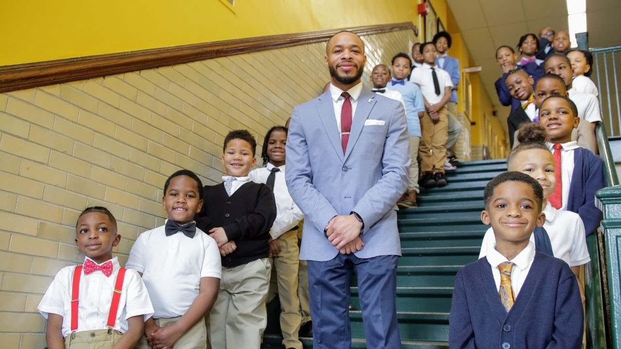 Tie Tuesday Dixon Elementary School