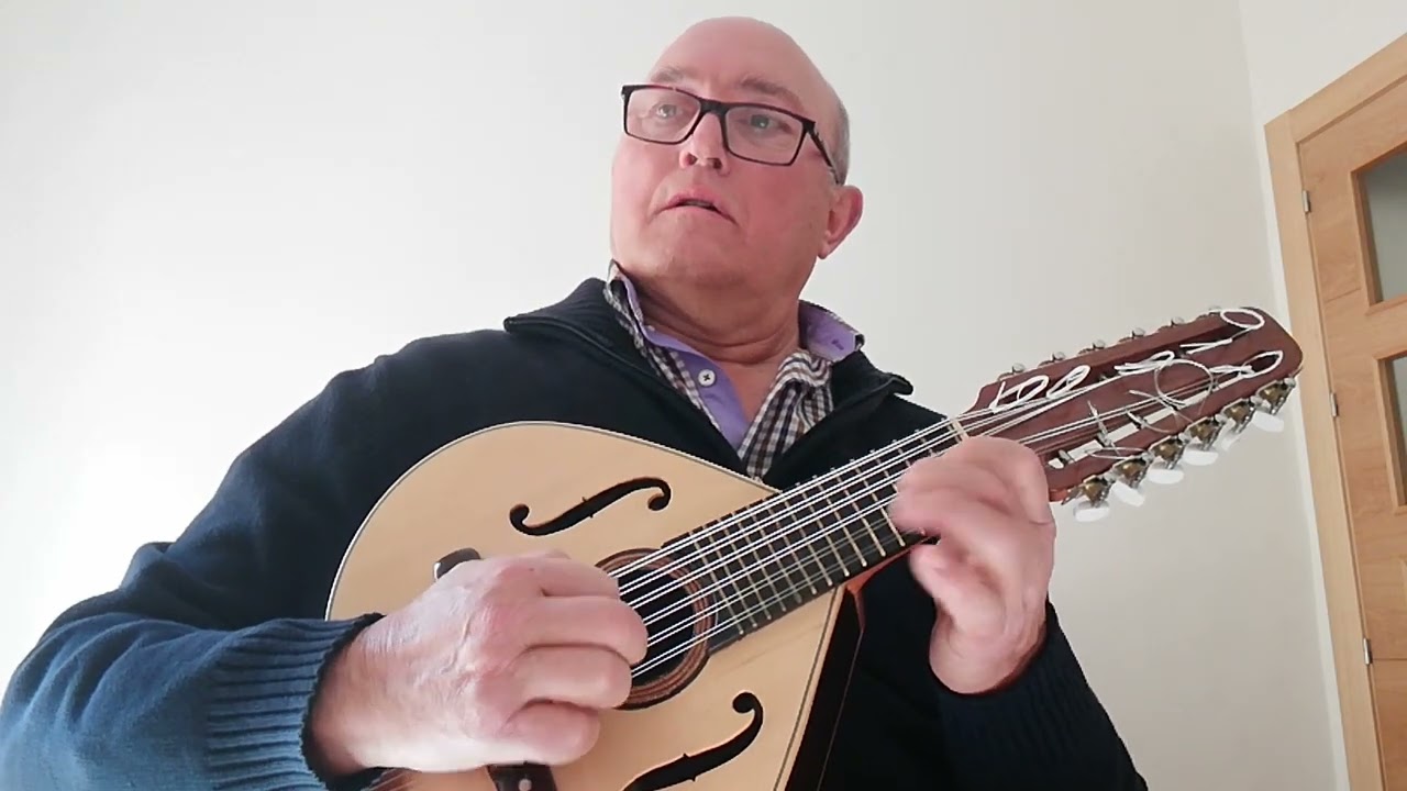 BANDURRIA, las Espigadoras, la rosa del azafr&aacute;n, al son del vals🕺💃