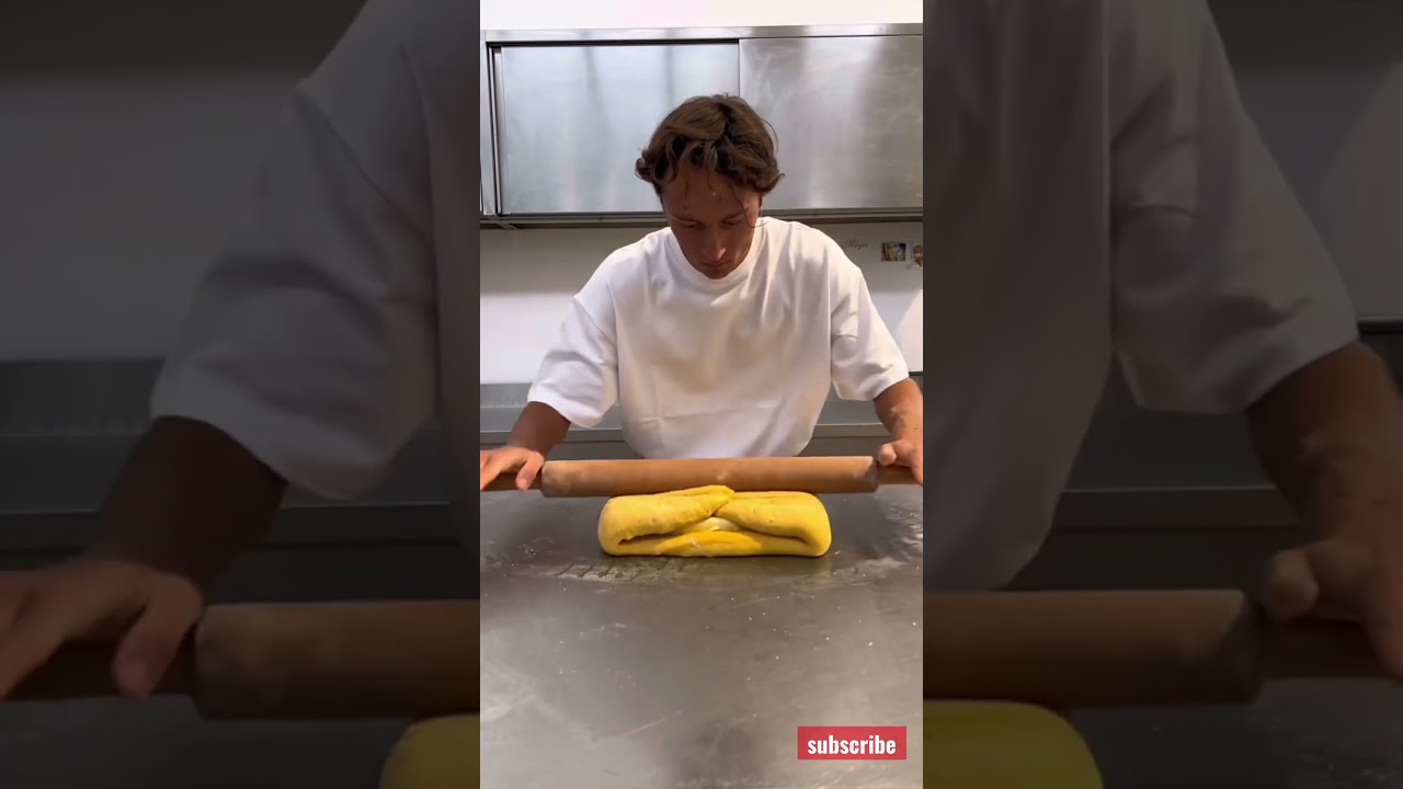 Italy croissant 😋🥐 #shortvideo #shorts #breakfast #magri #pastrychef