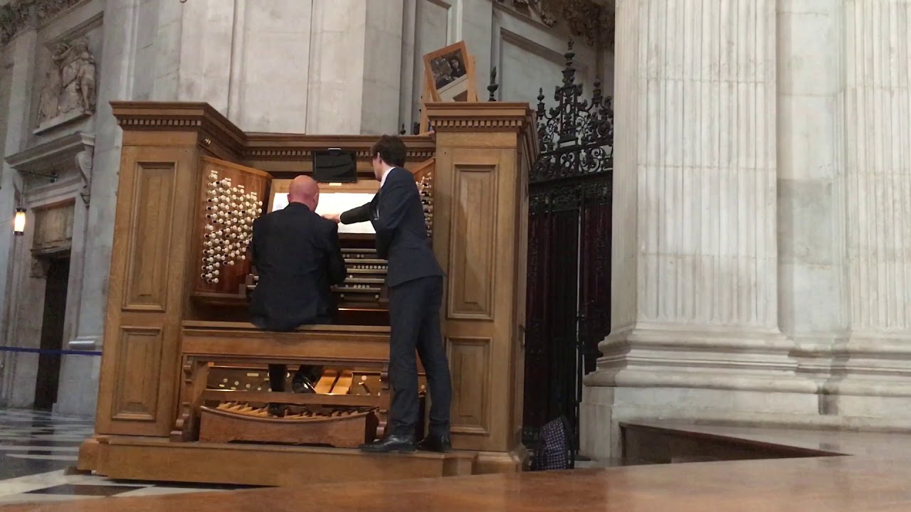 Praeludium et Fuga in h (J. S. Bach)