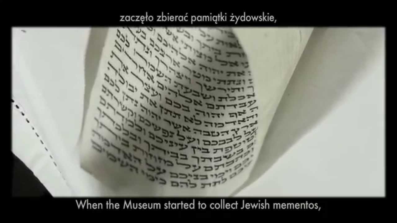 Biografie rzeczy - chusteczka i pergamin z mezuzy od Haliny Pawlicz-Oremus | Muzeum POLIN