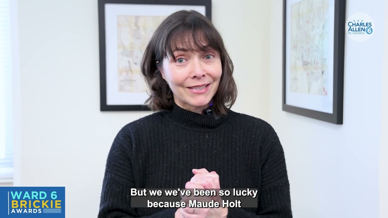 Премия Brickie Awards 2025 | Премия за государственную службу: Мод Холт, администратор и омбудсме...