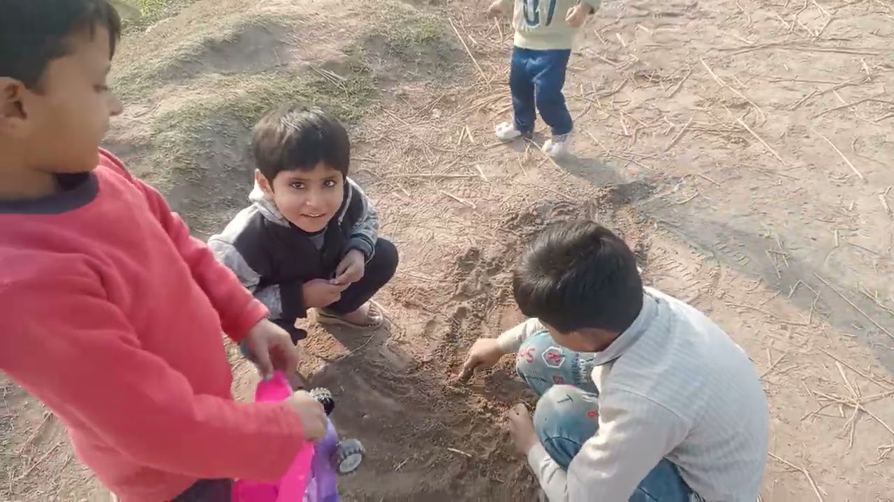 Village Cricket 🏏 بچے کرکٹ کھیلتے ہوئے  #foryou #duet #love #foryou 